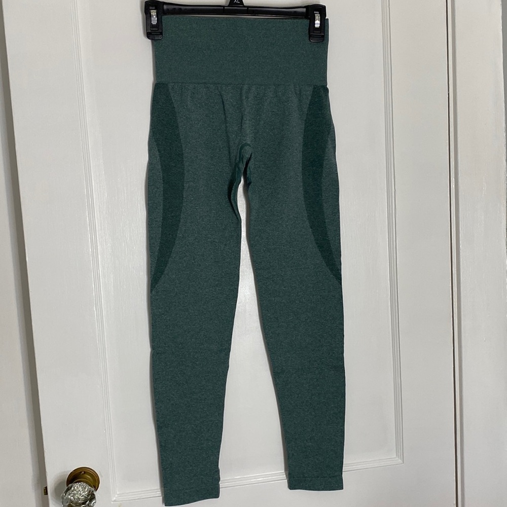 NVGTN Contour Seamless Leggings Size XS